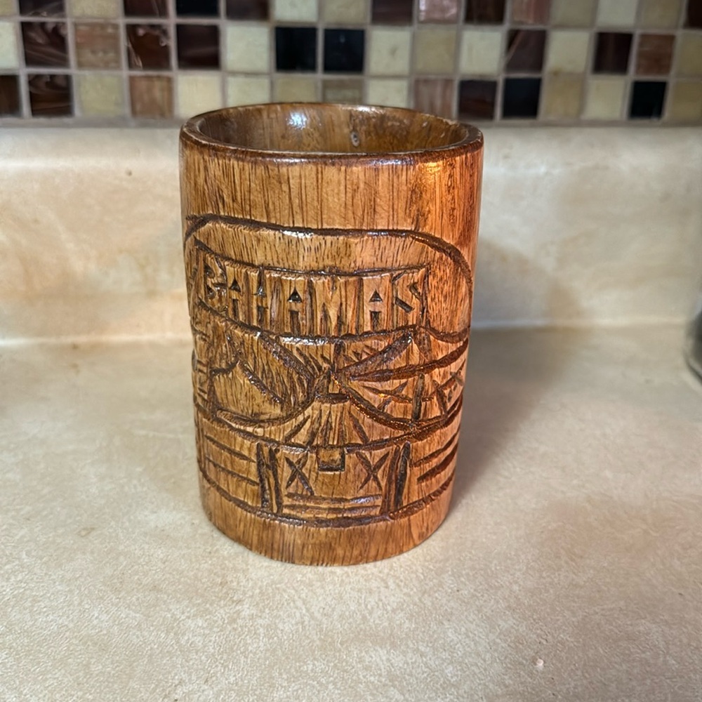Vintage wood carved Bahamas‎ mug
